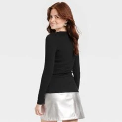 Women's Long Sleeve Slim Fit Crewneck T-Shirt - A New Dayā¢